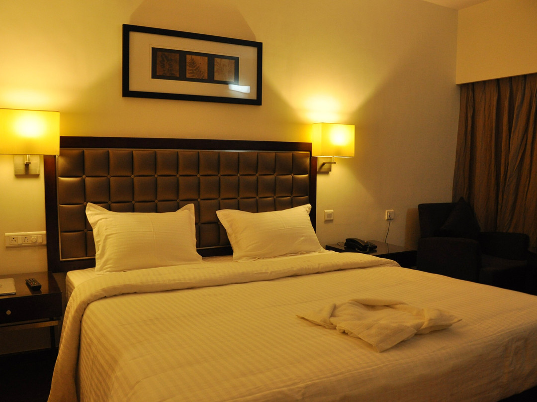 The Regency Hotel主图