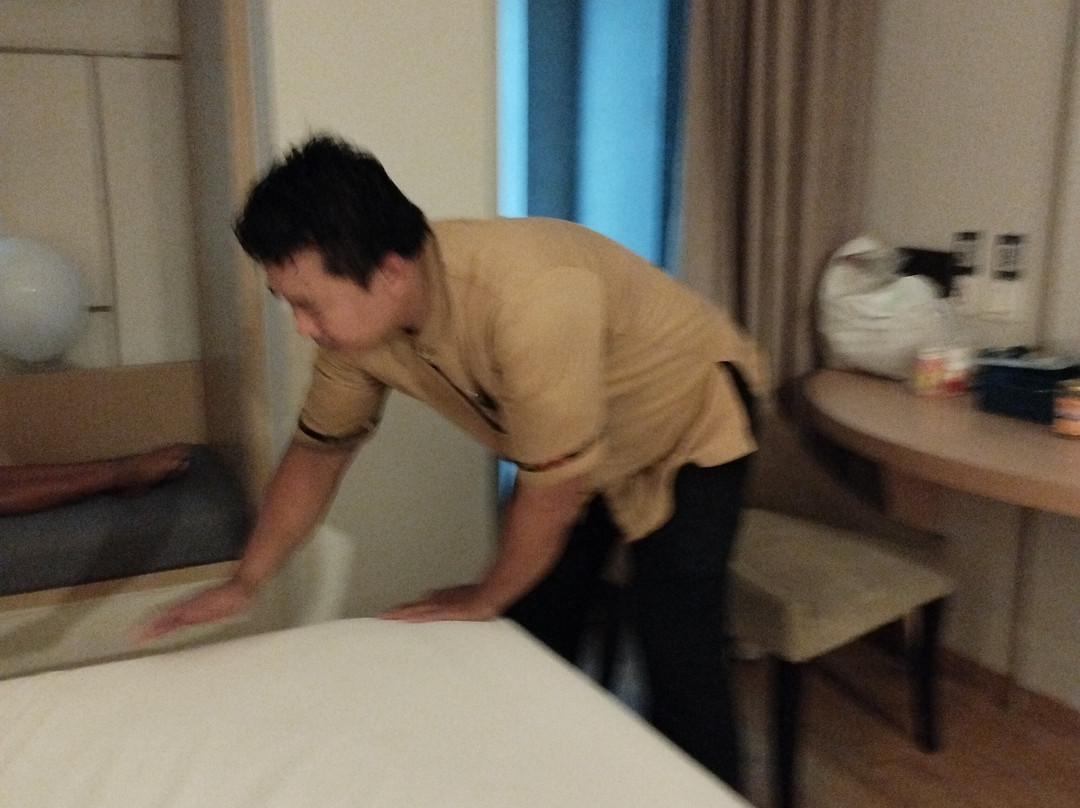 Hotel Santika Mega City Bekasi主图