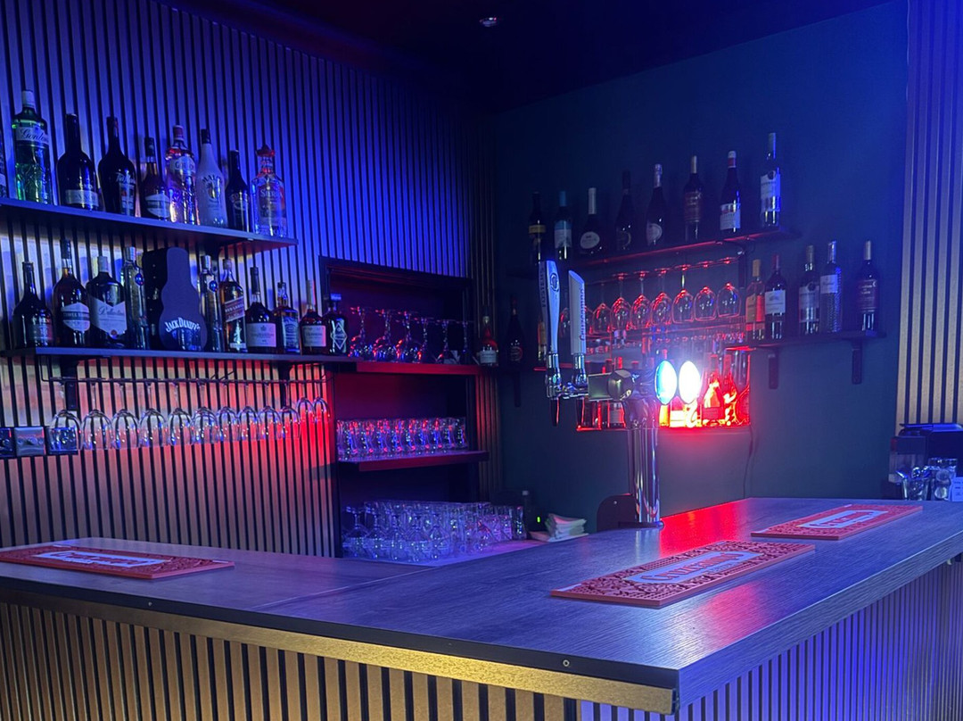 J&t Pizza Bar