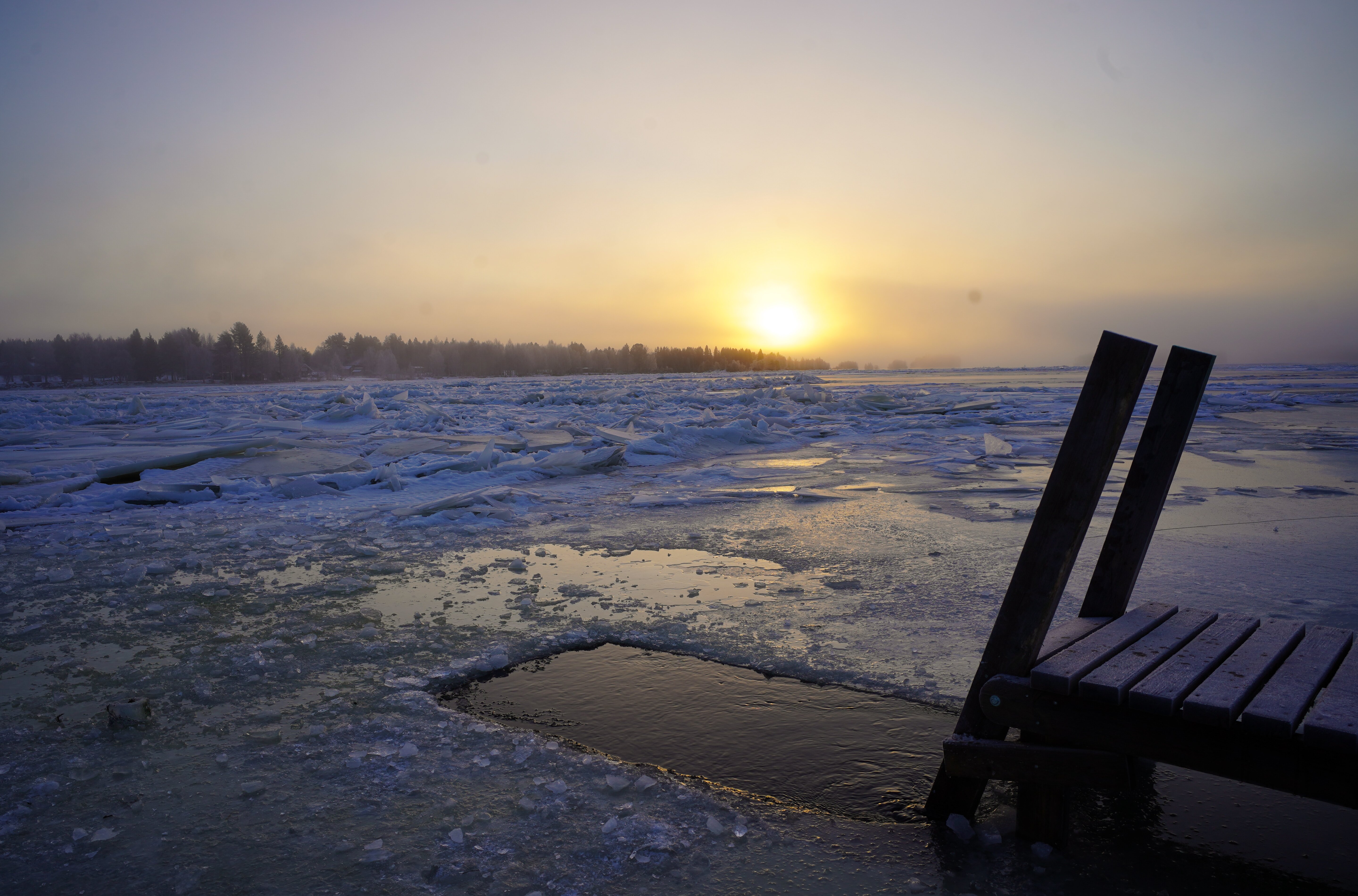 Hotelli Metsähirvas-泳池