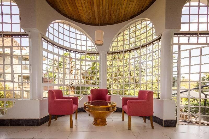 Lavington Hill House主图