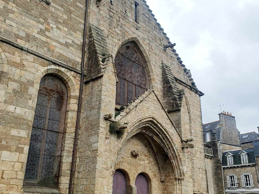 Basilique Notre-Dame-de-Bon-Secours-Guingamp必去景点
