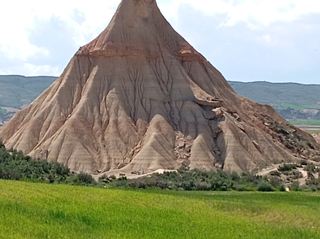 Bardenas Reales-Valtierra必去景点