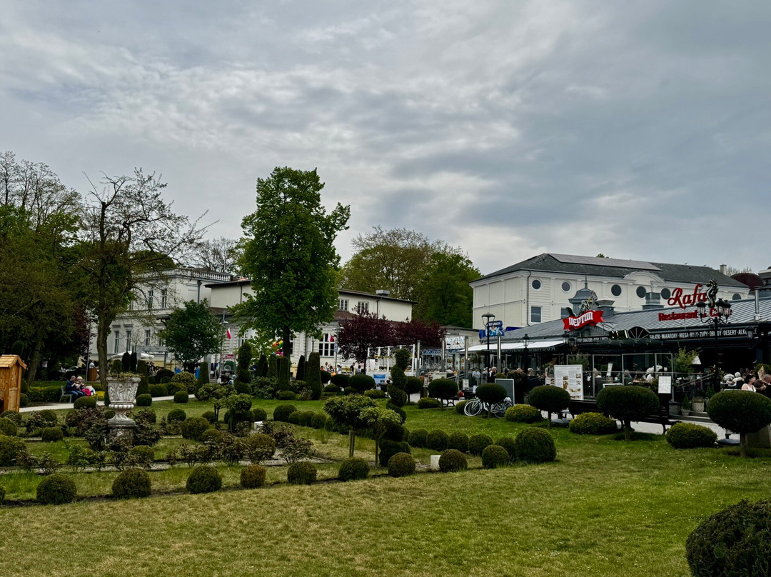 Miejsce Miedzyzdroje-缅济兹德罗耶必去景点