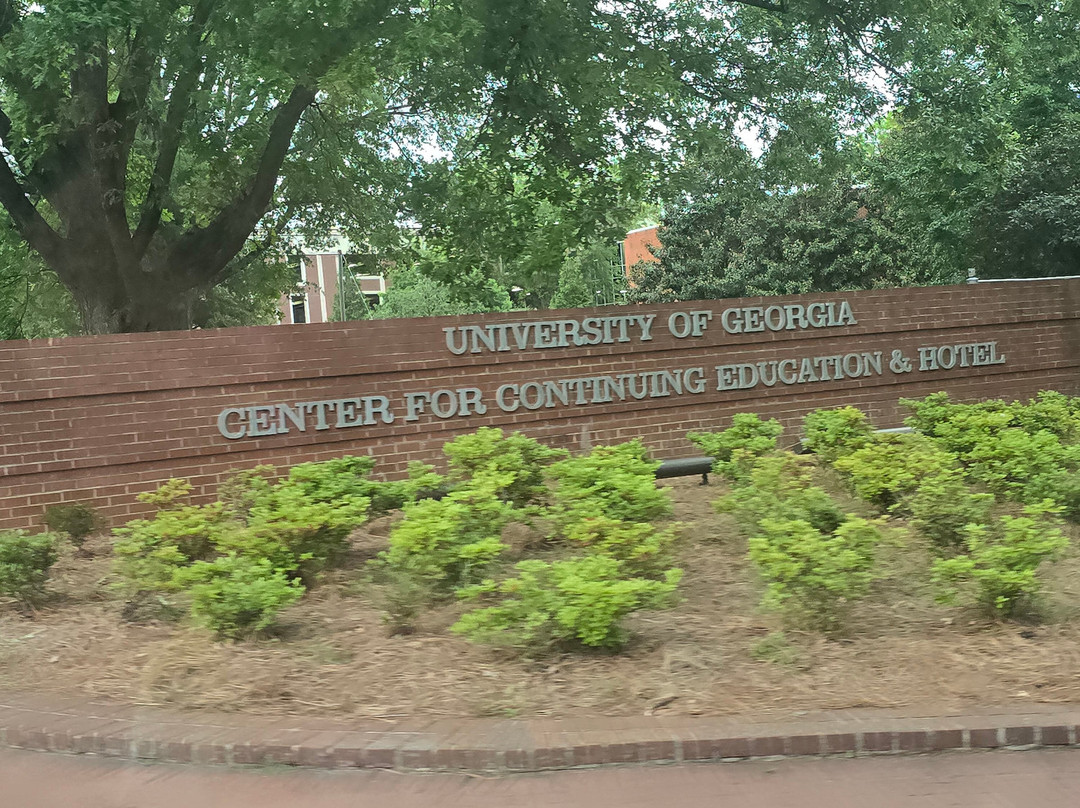 University Of Georgia  Center For Continuing Education & Hotel主图