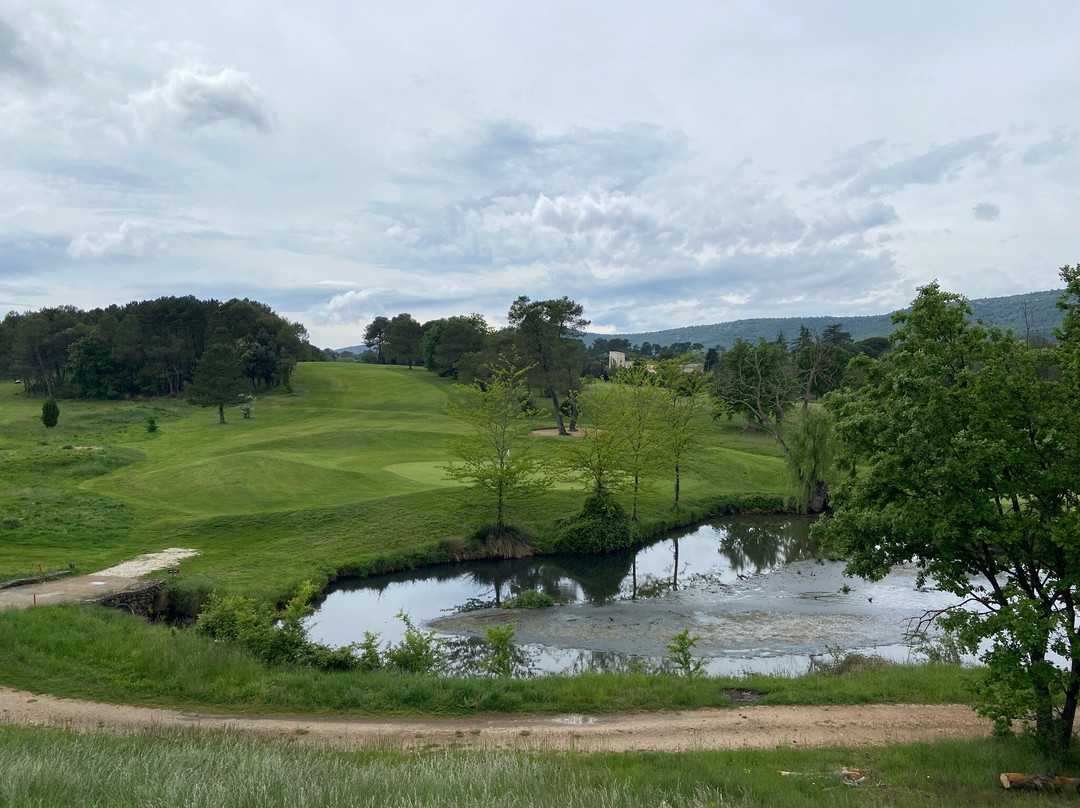 Golf Sainte Baume-Nans-les-Pins必去景点