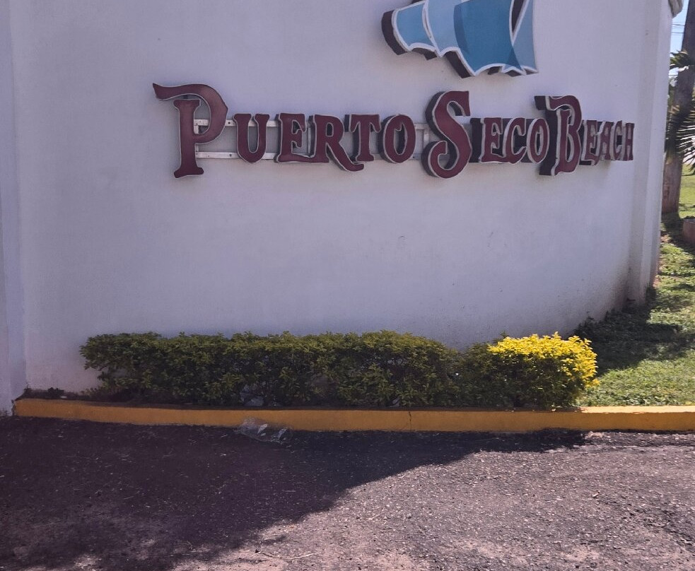 Puerto Seco Beach-发现湾必去景点