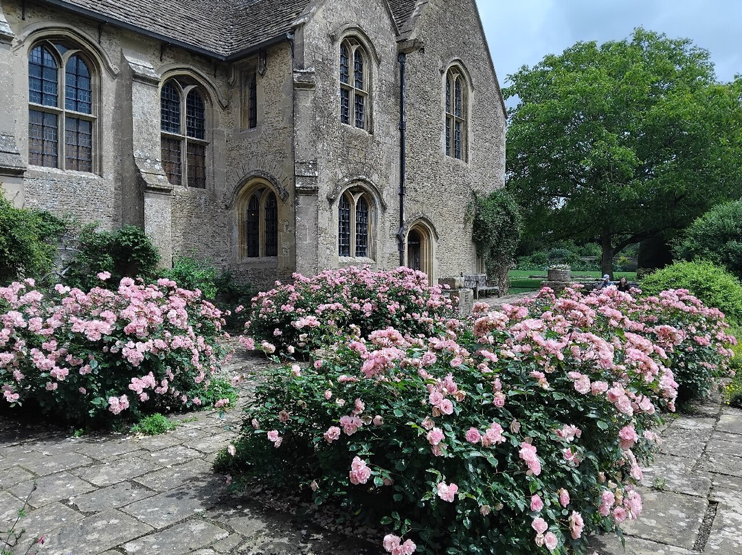 Great Chalfield Manor景点图片