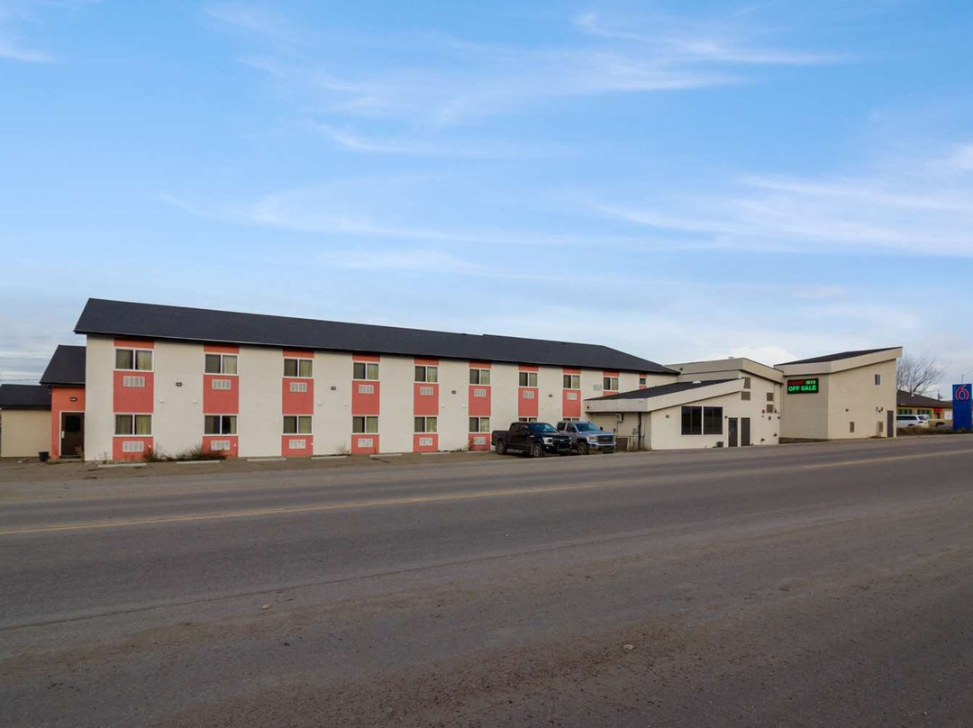 Motel 6 Kerrobert, SK