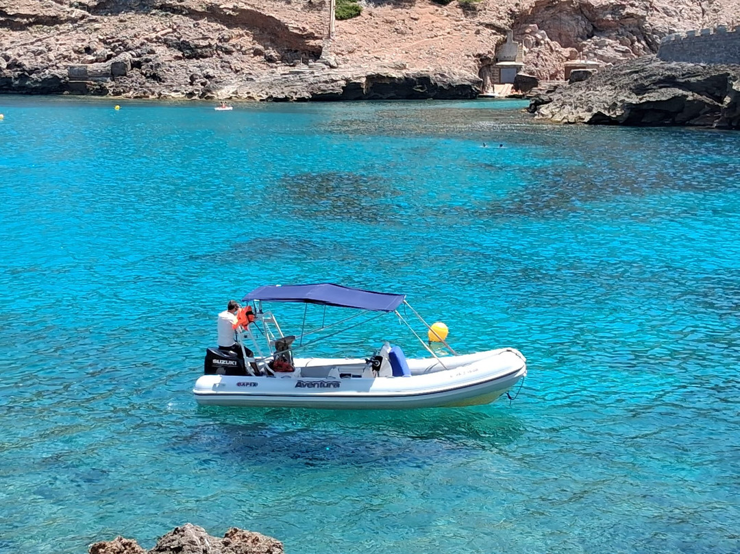 La Cala Boat Tours-Cala Sant Vicenc必去景点