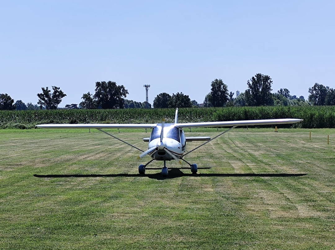 Aviosuperficie JFK - Scuola di Volo-Dovera必去景点