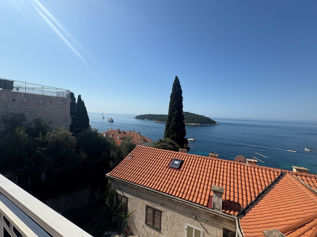 Villa Leoni Apartments主图