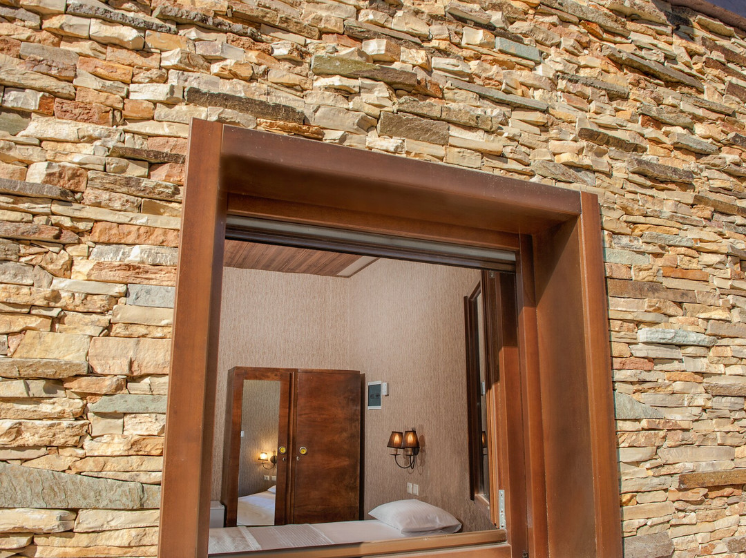 Polys Guesthouse主图