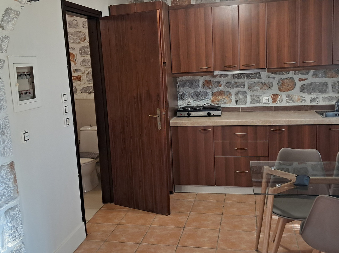 Achelatis Guest Houses主图