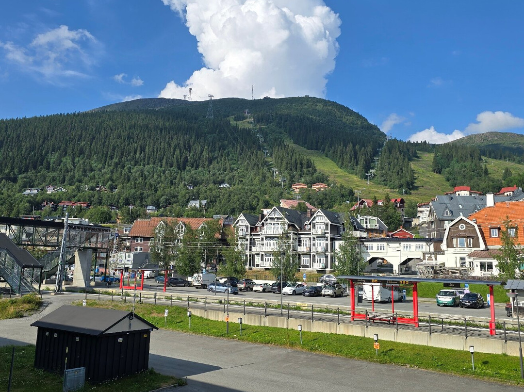 假日俱乐部主图