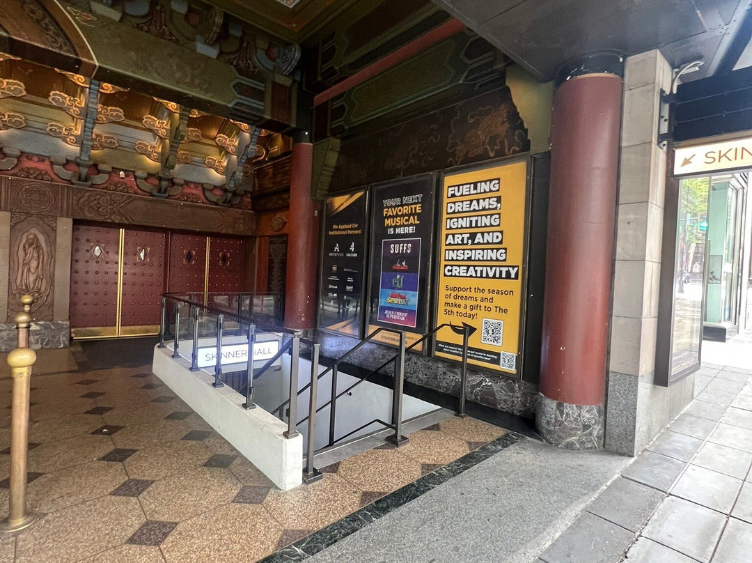 第五大道剧院-西雅图必去景点