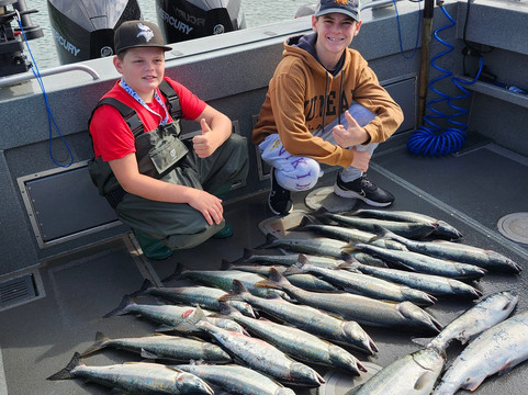 Chasin' Tail Charters-凯奇坎必去景点