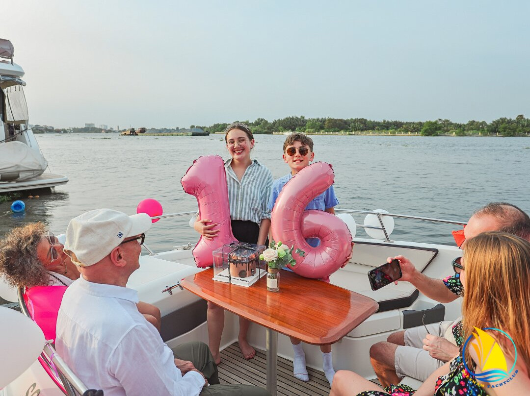 Saigon River-胡志明市必去景点