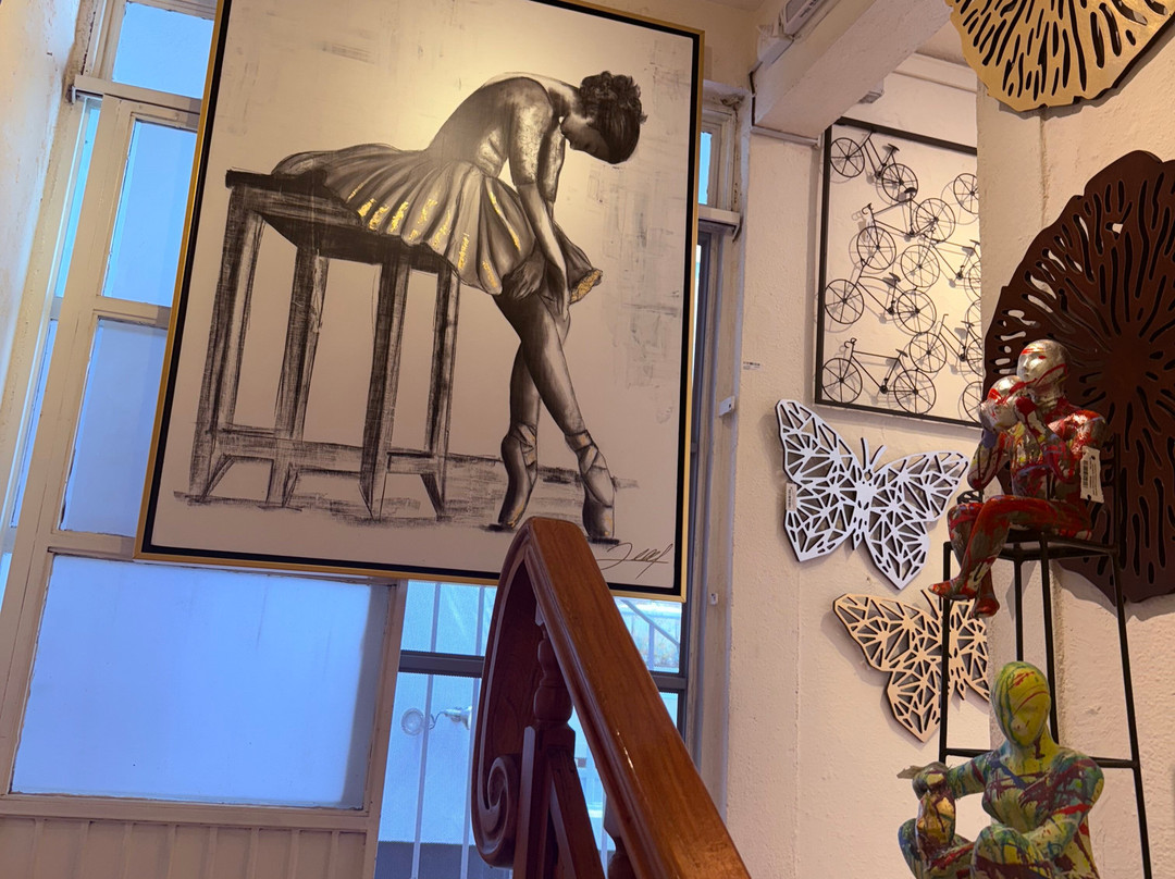 Exim Galería-圣米格尔护城必去景点