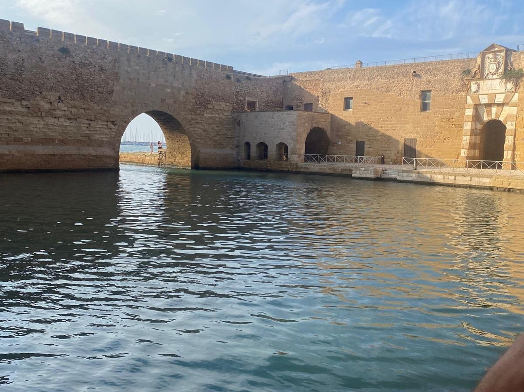 Castello Aragonese-布林迪西必去景点