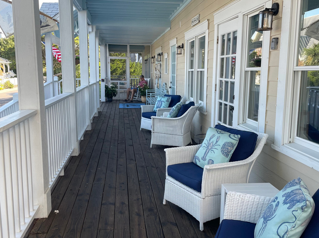 Marsh Harbour Inn主图