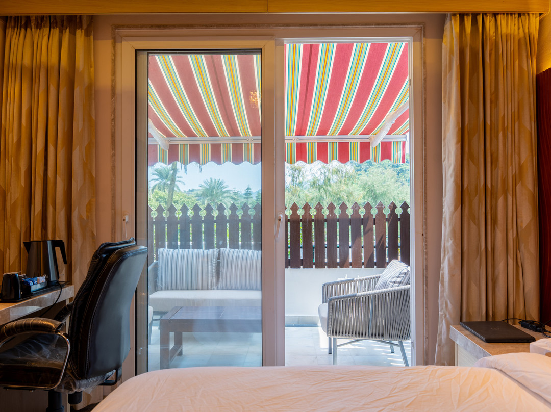 Chacha Inn The Garden Retreat主图