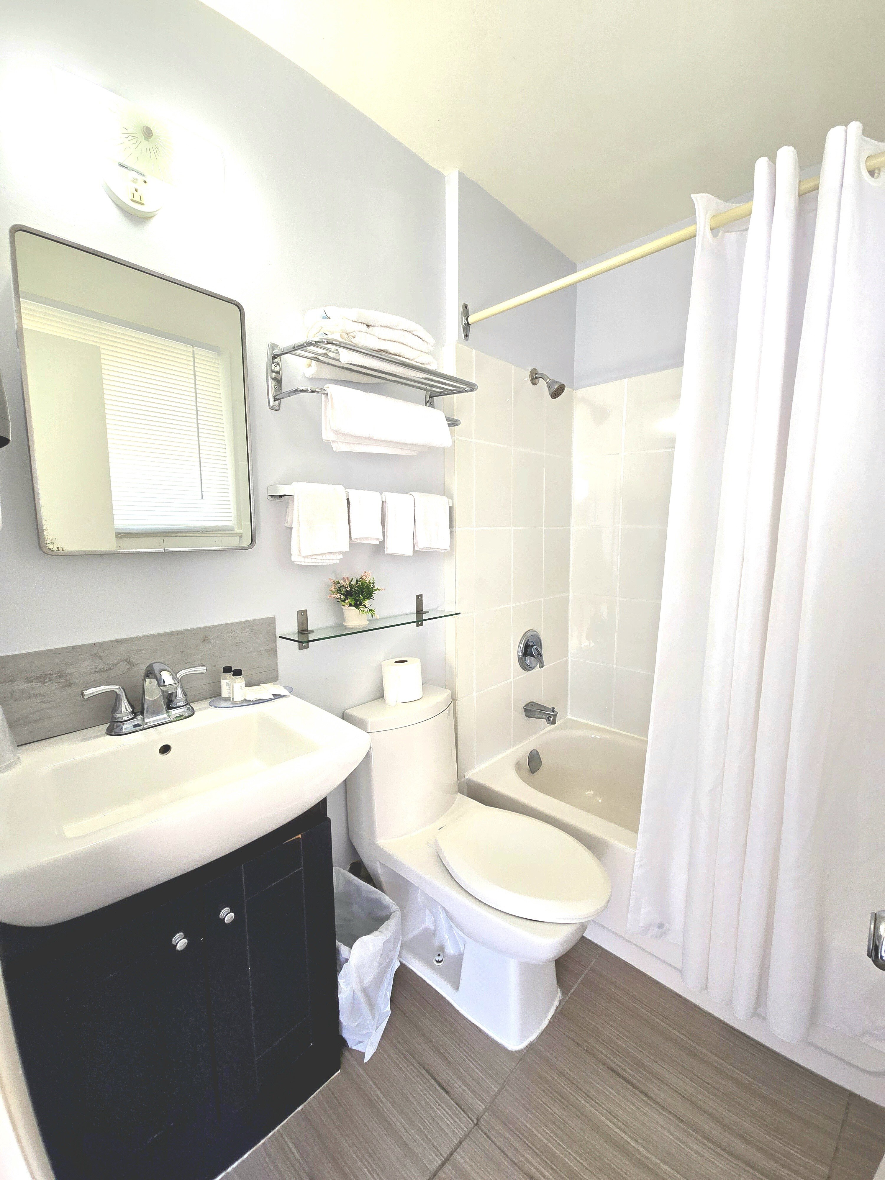 Lord Nelson Motel-浴室