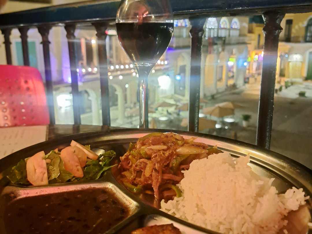 Hostal Chez Nous La Habana Cuba主图