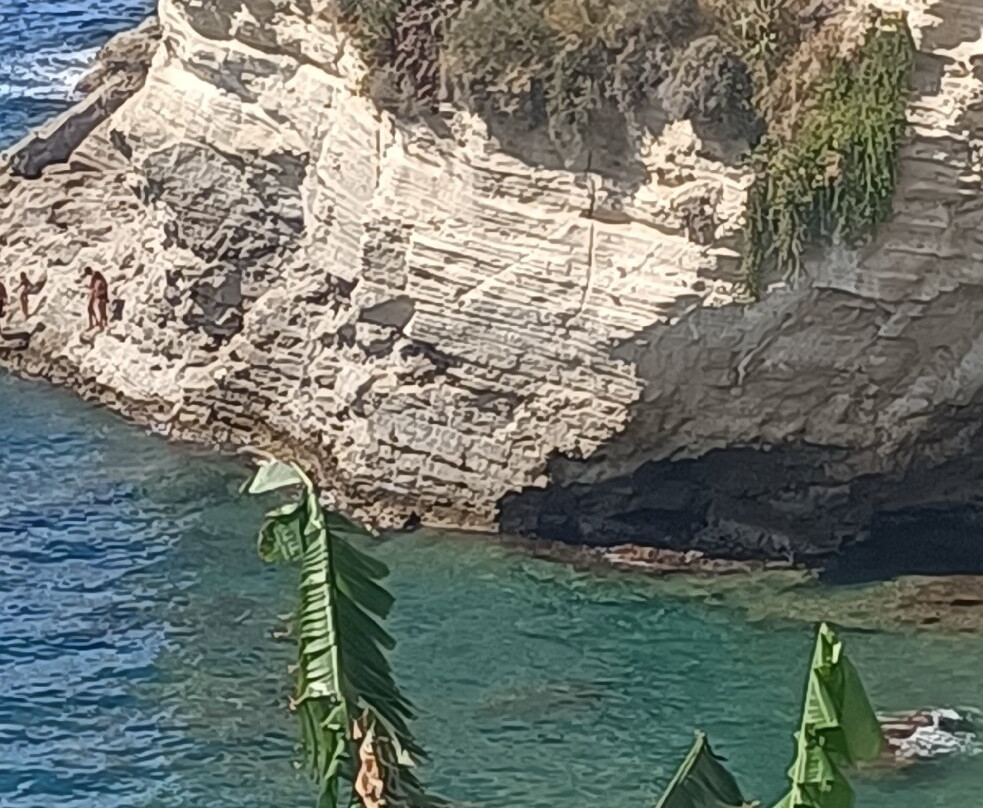 Spiaggia di Cava Grado-Sant'Angelo必去景点