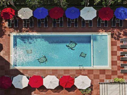 芭堤雅宜必思酒店主图