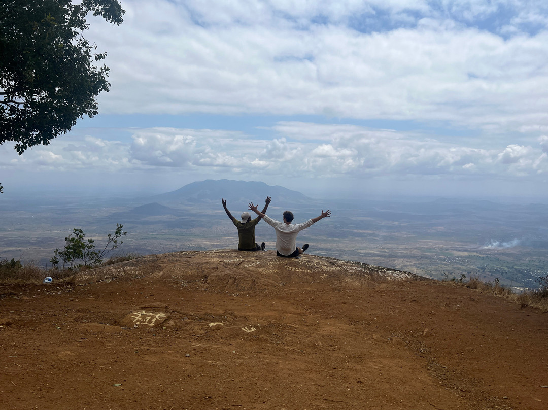 Kwamongo Expeditions-坦噶必去景点