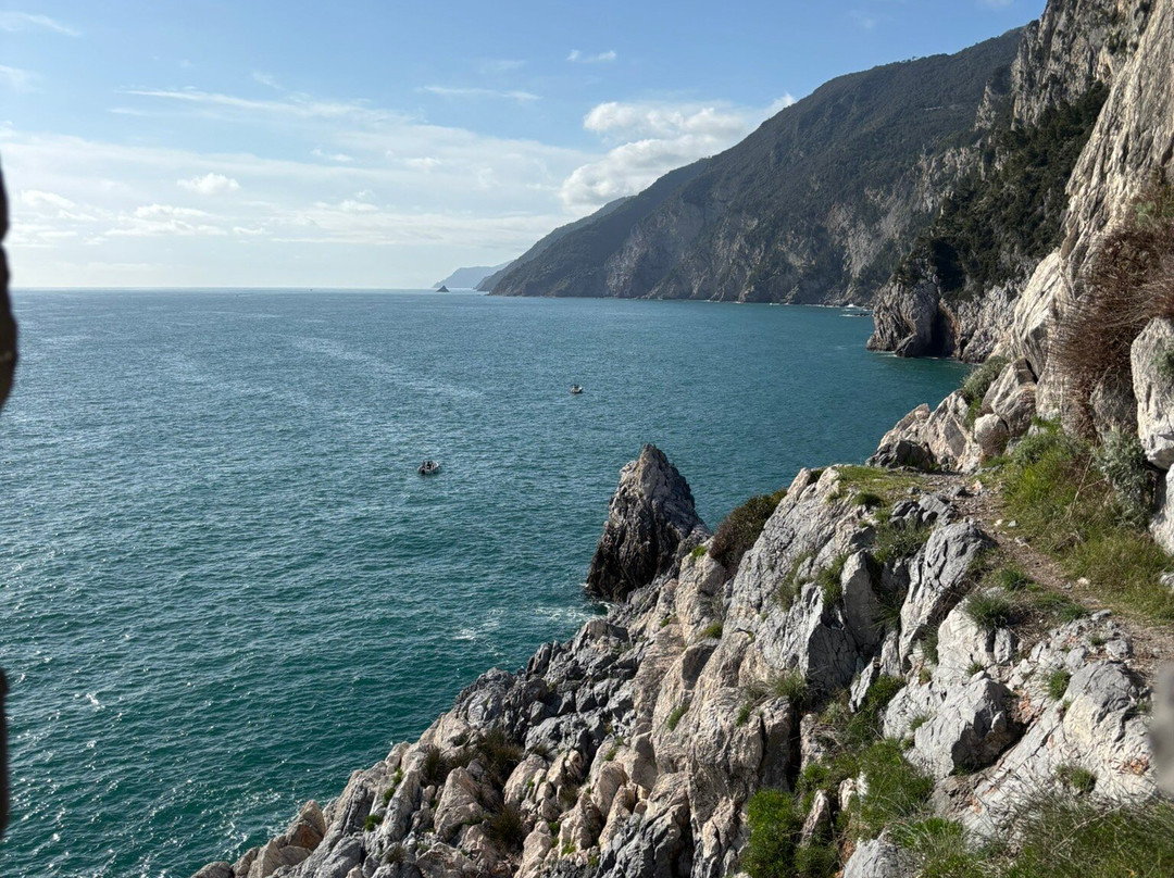波多维内瑞地区自然公园-韦内雷港必去景点
