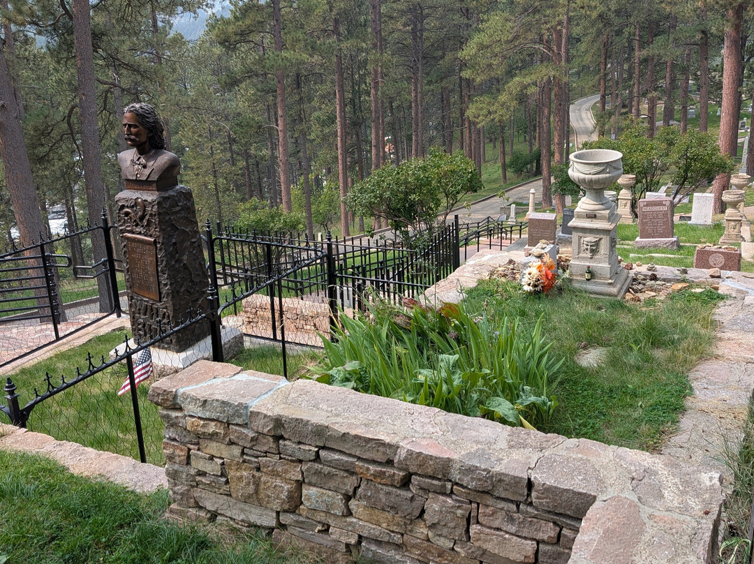 Mount Moriah Cemetery-戴德伍德必去景点