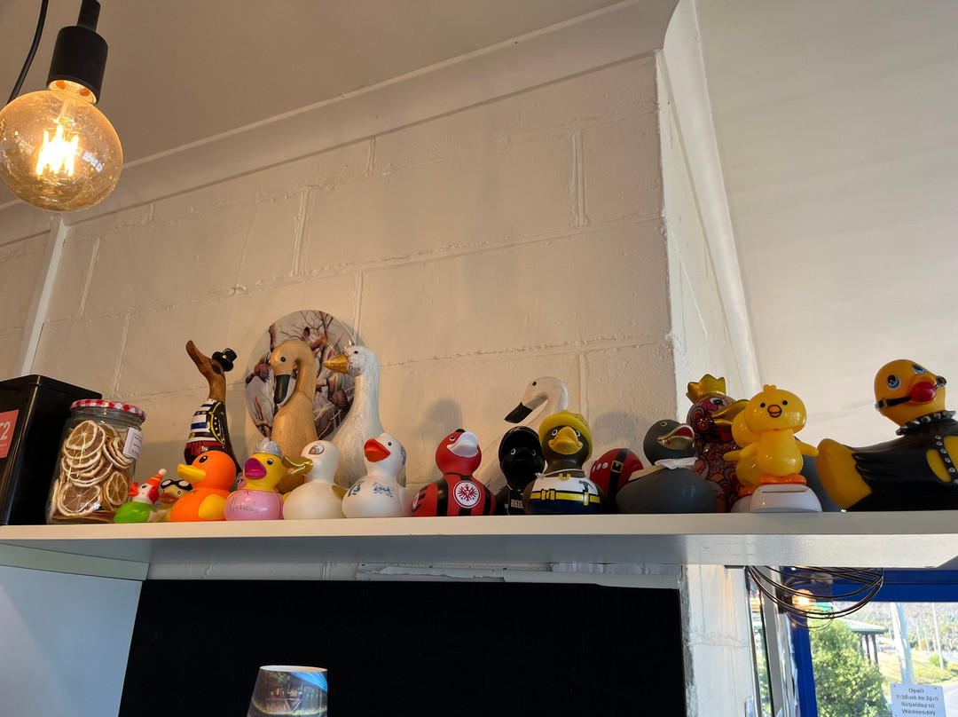 Lucky Ducks restaurant & cafe