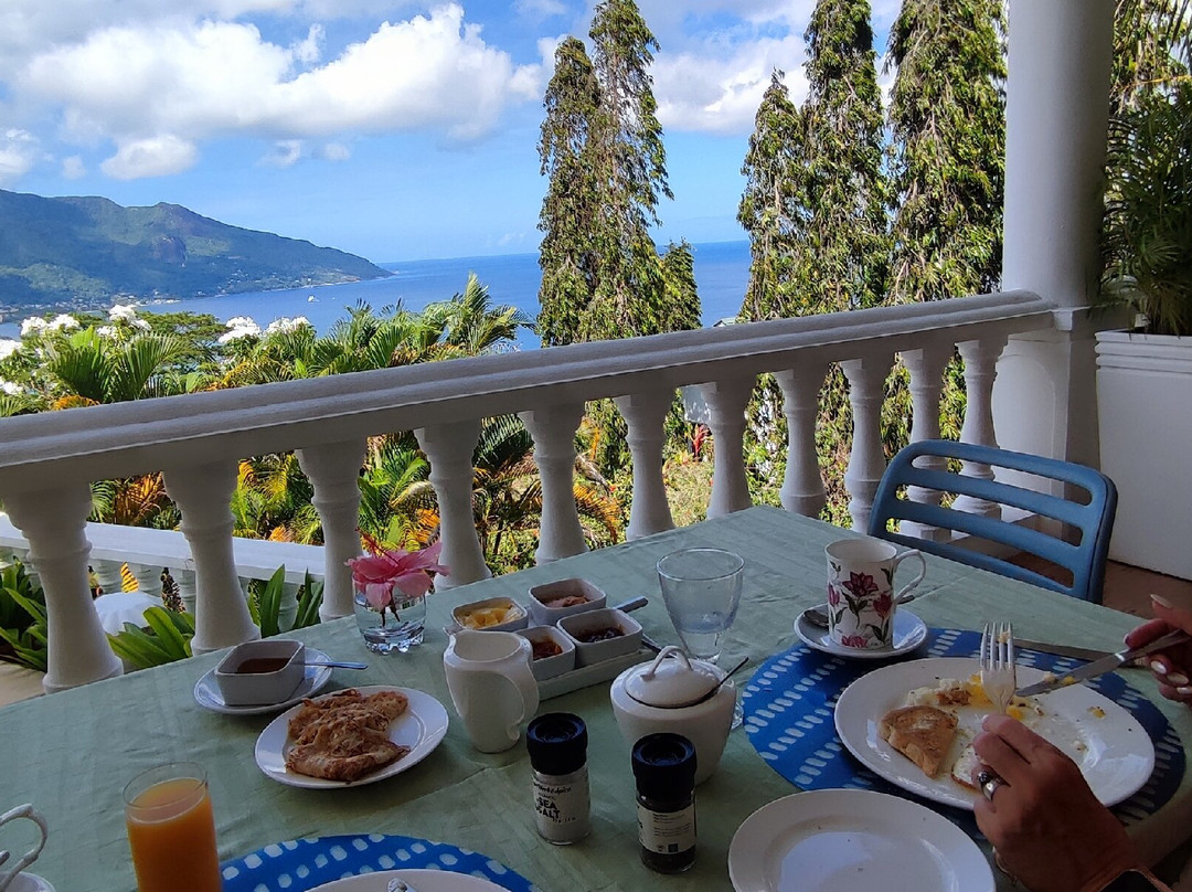 小小爱别墅酒店主图