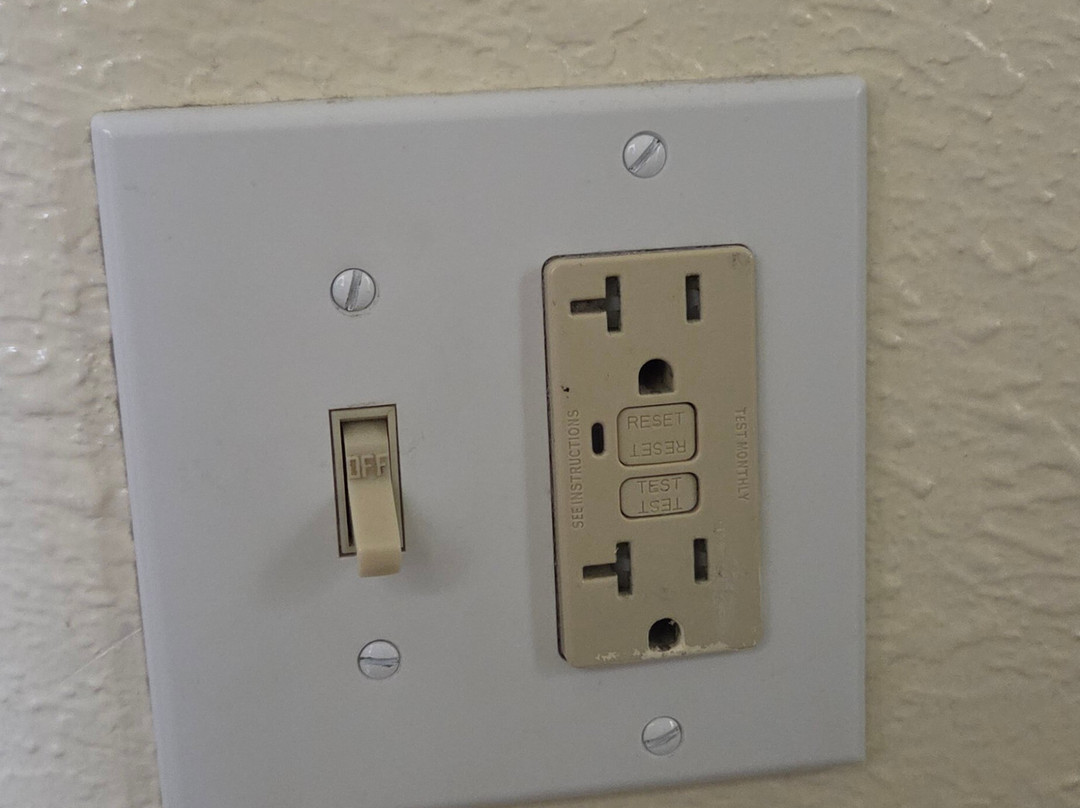 Best Western Plus Northwoods Inn主图