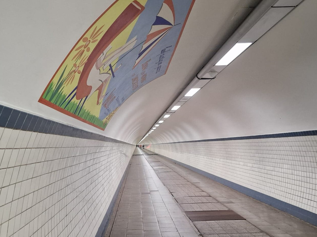 St. Anna's Tunnel / Pedestrians' Tunnel-安特卫普必去景点