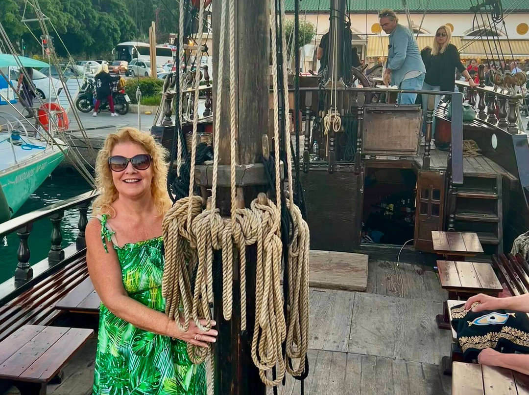 Queen Christine-罗德城必去景点