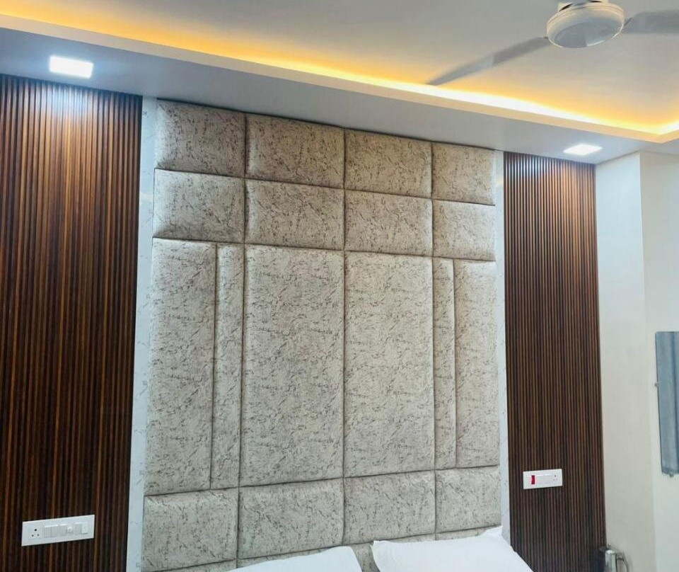 Hotel Shri Goverdhan