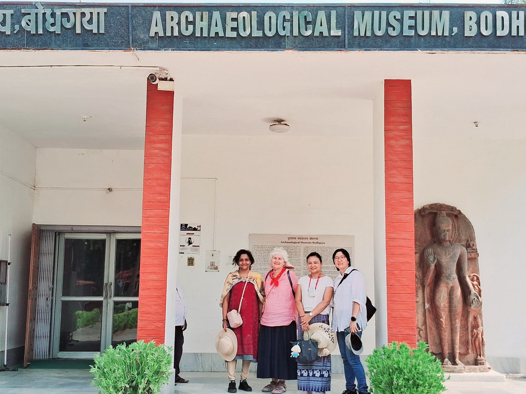 菩提伽耶盛橡酒店主图