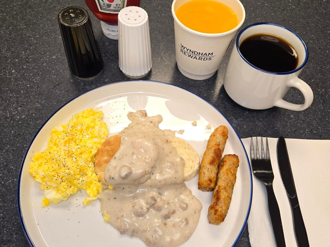 Super 8 By Wyndham Lake City主图