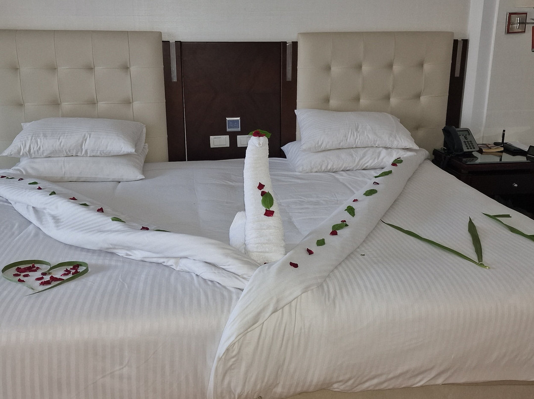 乐润精品度假酒店主图