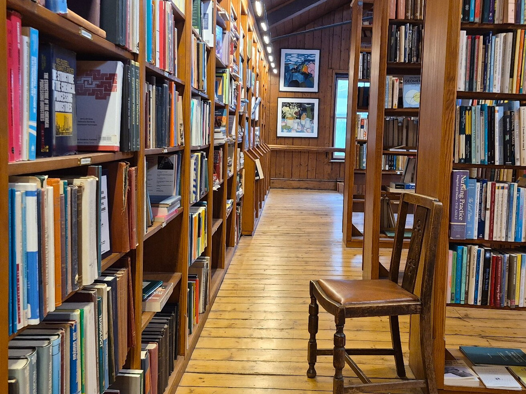 Booth's Bookshop & Cinema-海伊必去景点