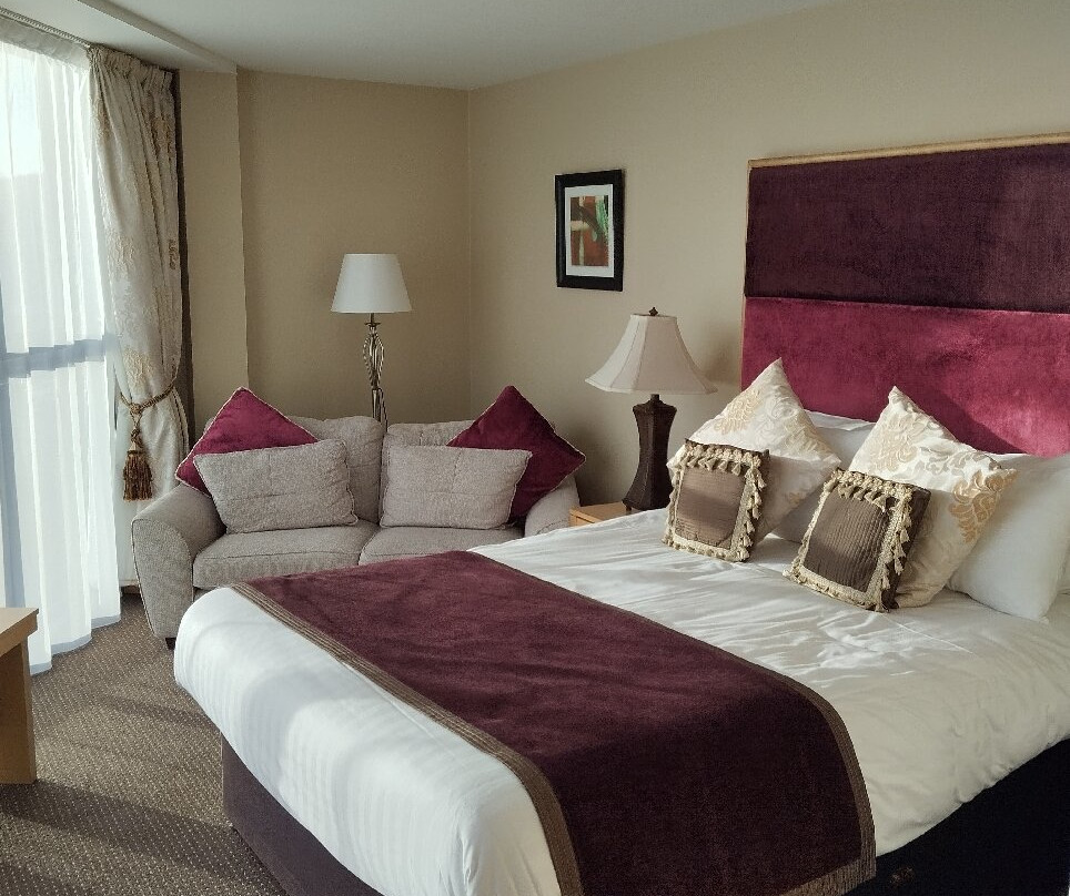 莱特肯尼登站楼酒店主图