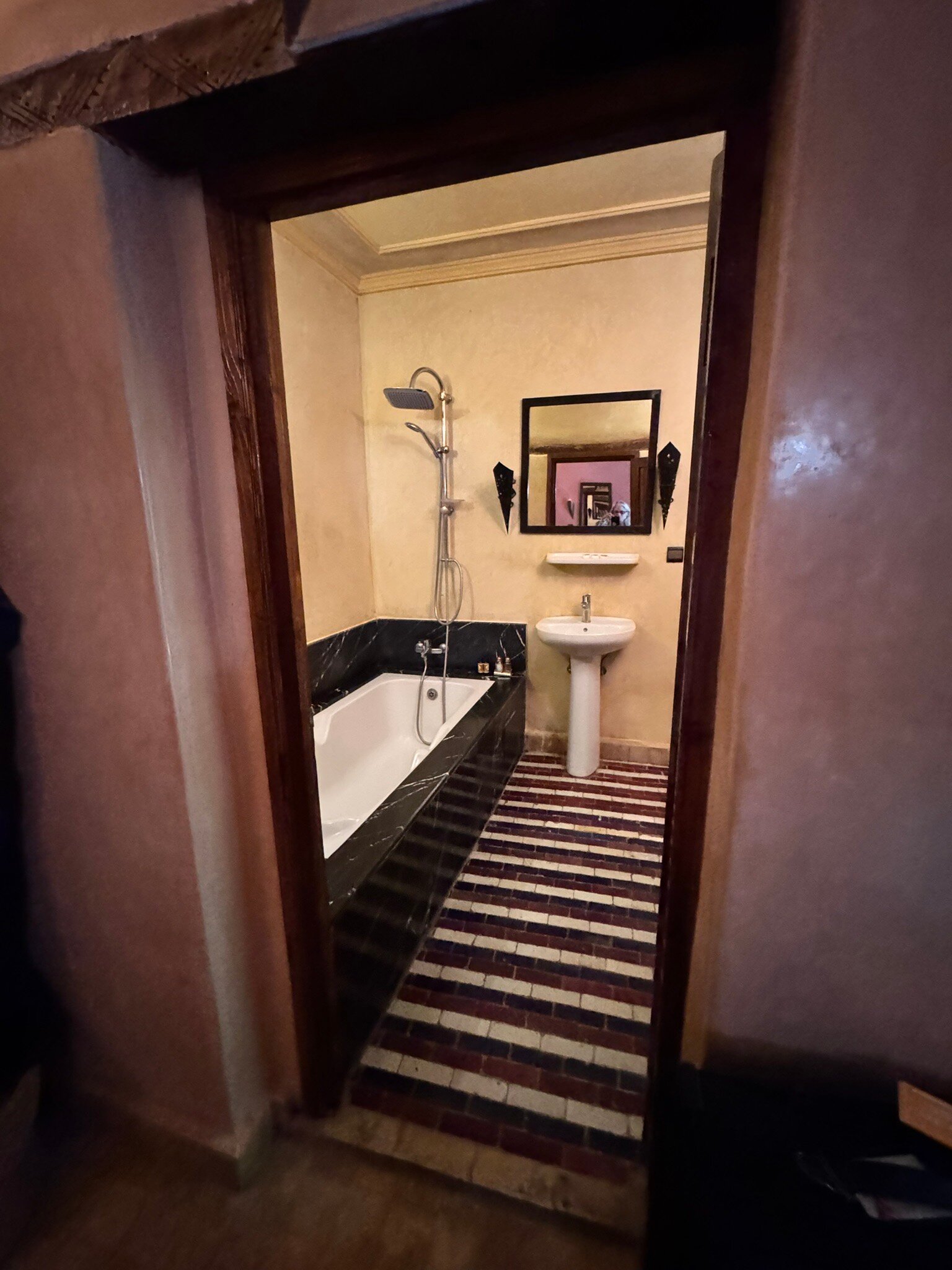 达伊姆利勒酒店-官方