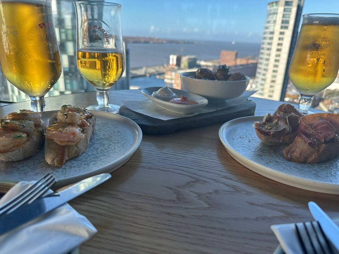 Gino D'Acampo 360 Sky Bar