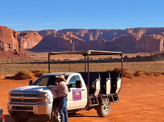 Monument Valley Tribal Tours-纪念碑公园必去景点