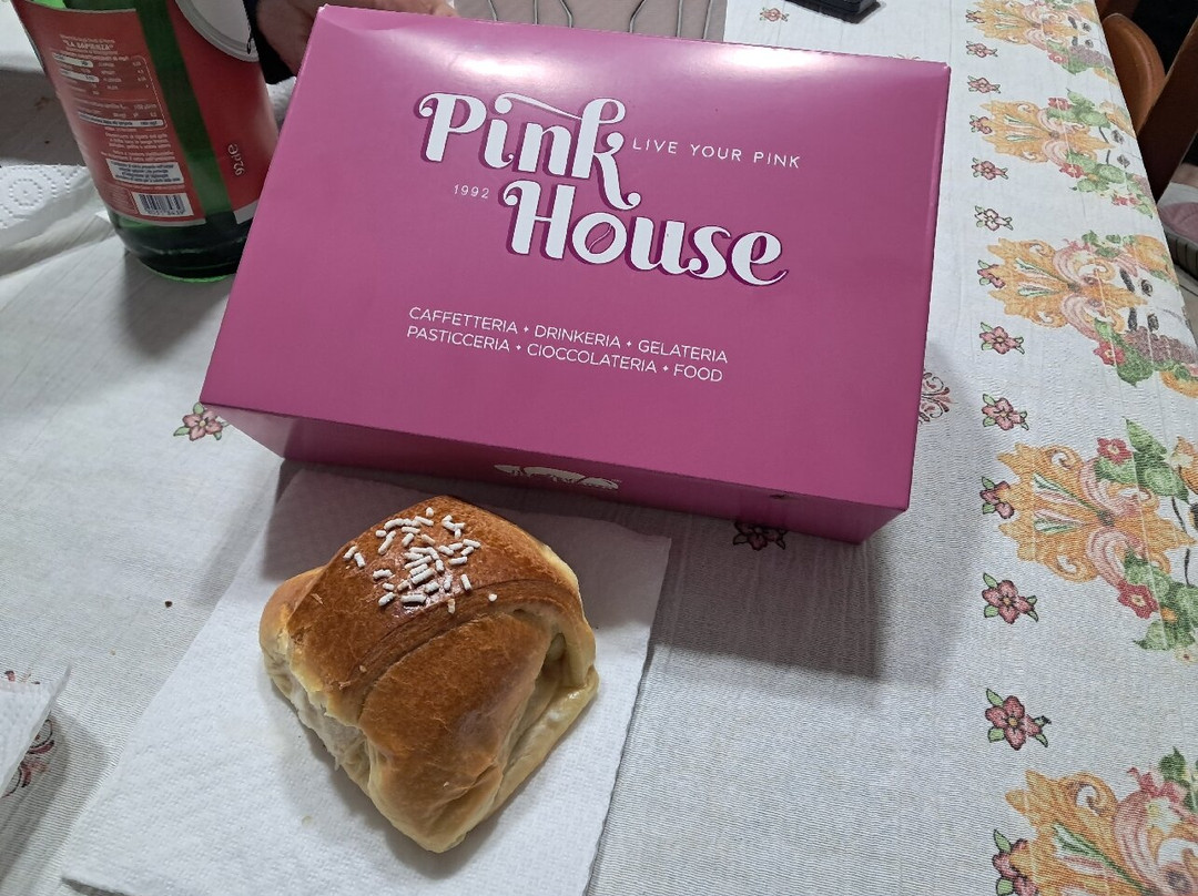 Pink House Cafè-Aversa必去景点
