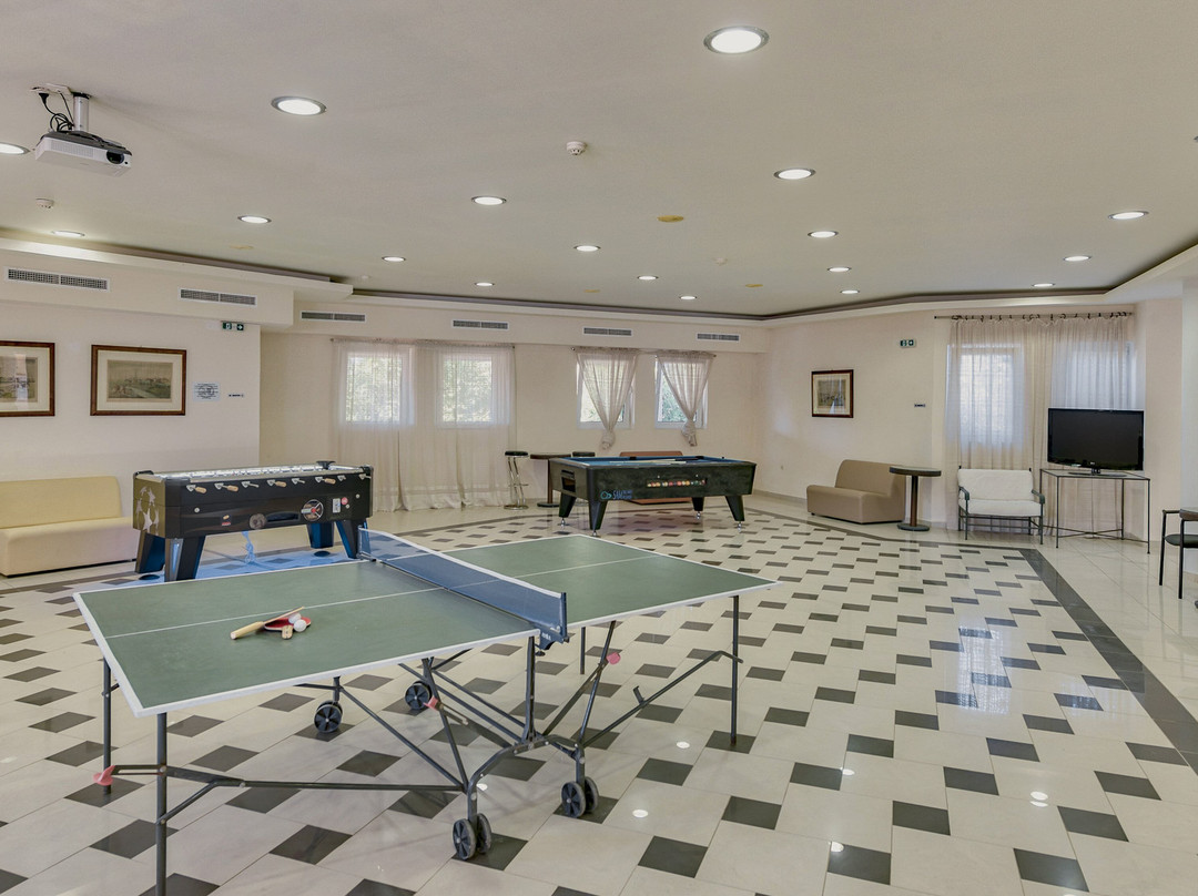 艾克勒索特泽菲罗斯宾馆主图