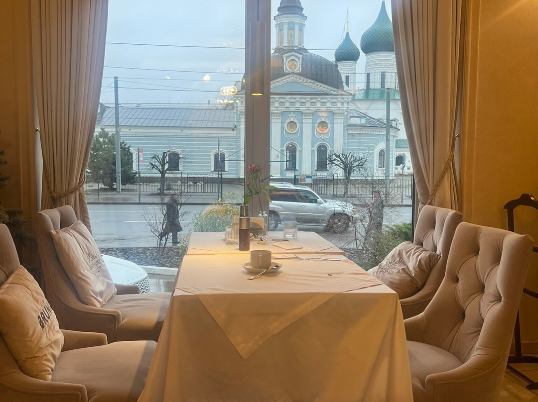 环形高级酒店主图